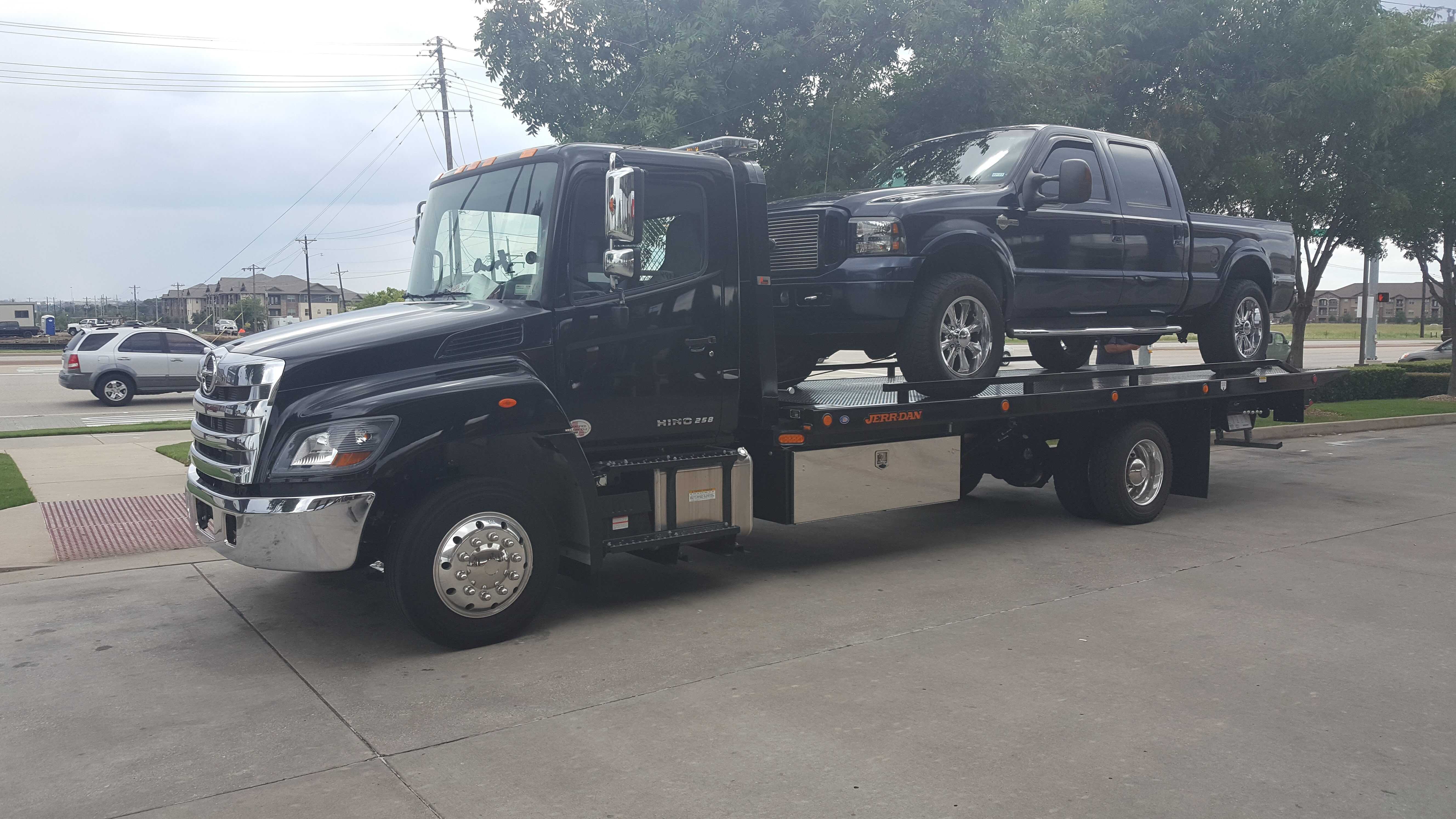 Tow Truck In Richardson business image