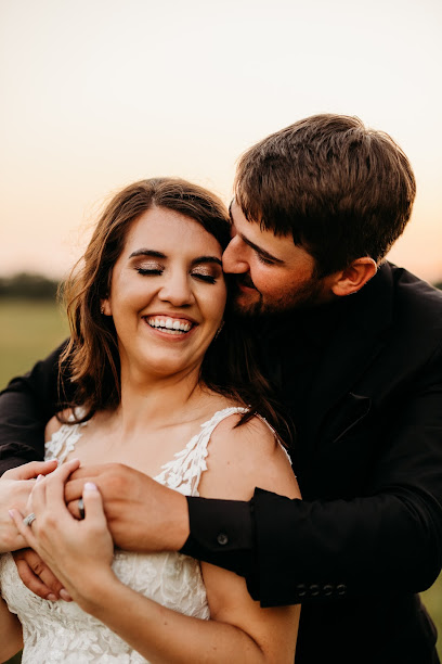 Tiffany Arnold Photography business image